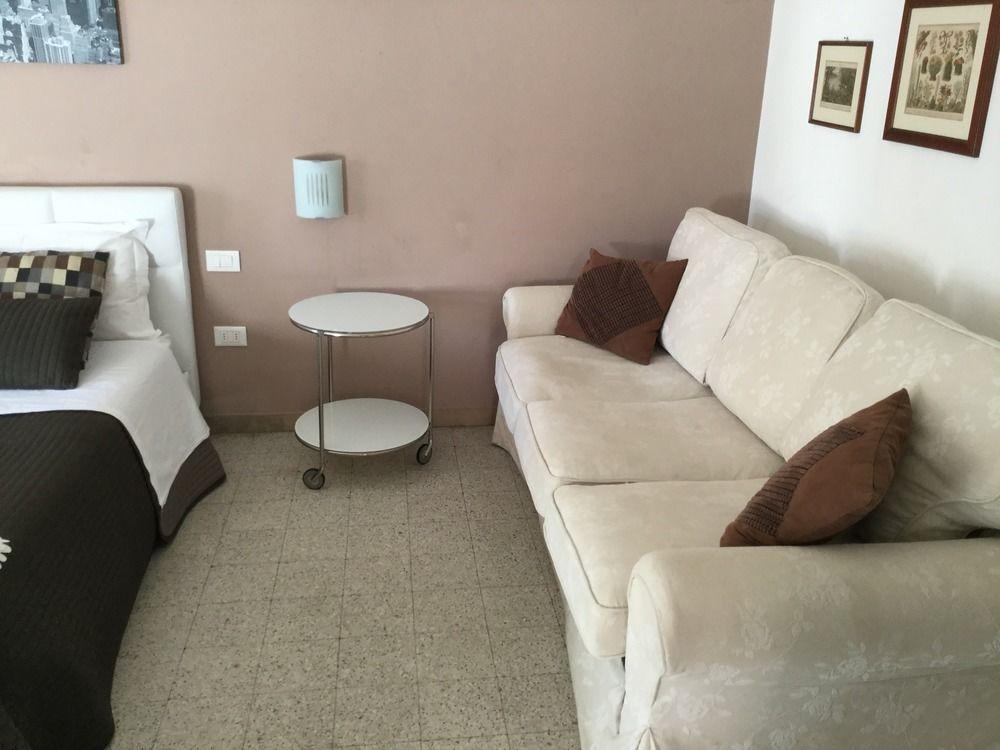 Bed and Breakfast Civico 28 Pescara Zewnętrze zdjęcie